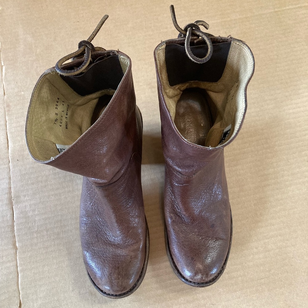 Frye Carmen Short Back Lace Boots size 7.5 - Picture 8 of 13